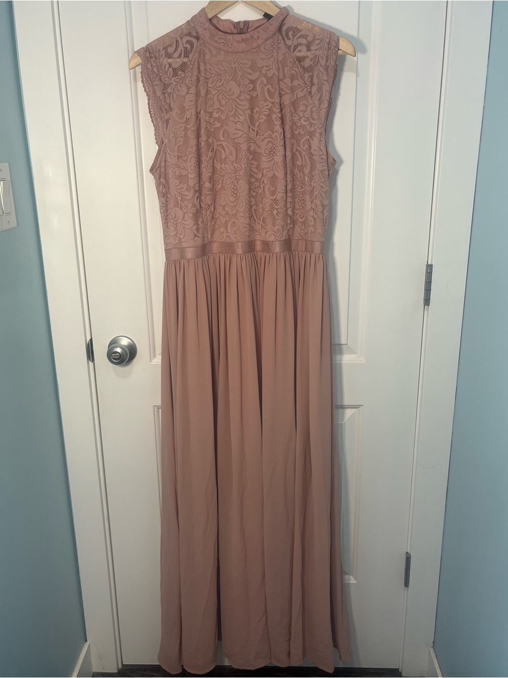 Dusty Rose Bridesmaid Dress(Amazon)